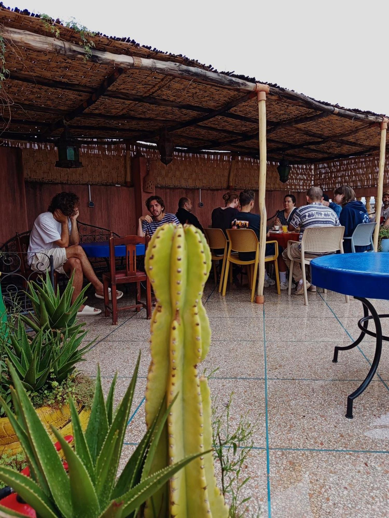 Hostel Afgo Rooftop 우아르자자테 외부 사진